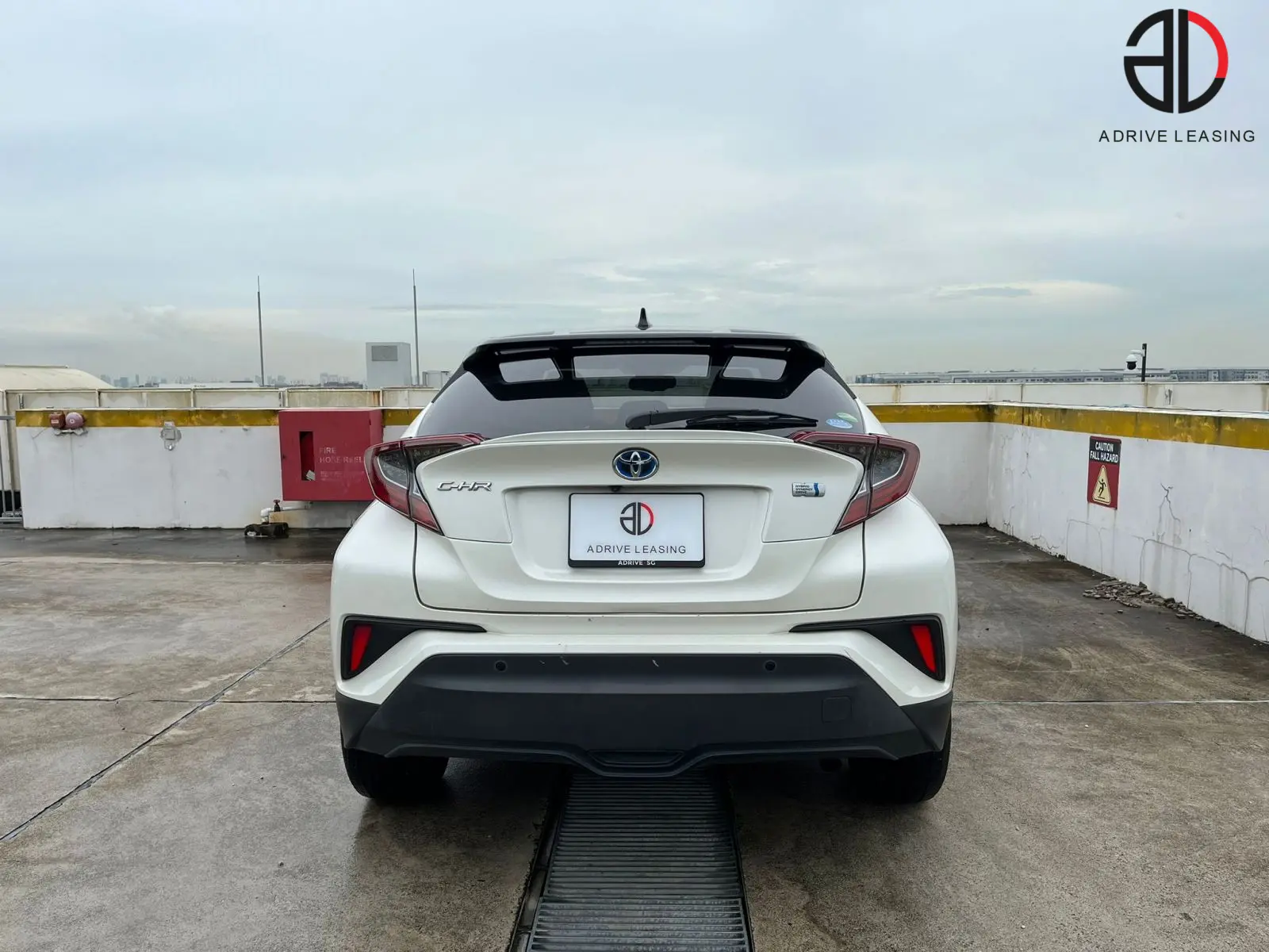 Toyota-C-HR-Hybrid-1.8A-3