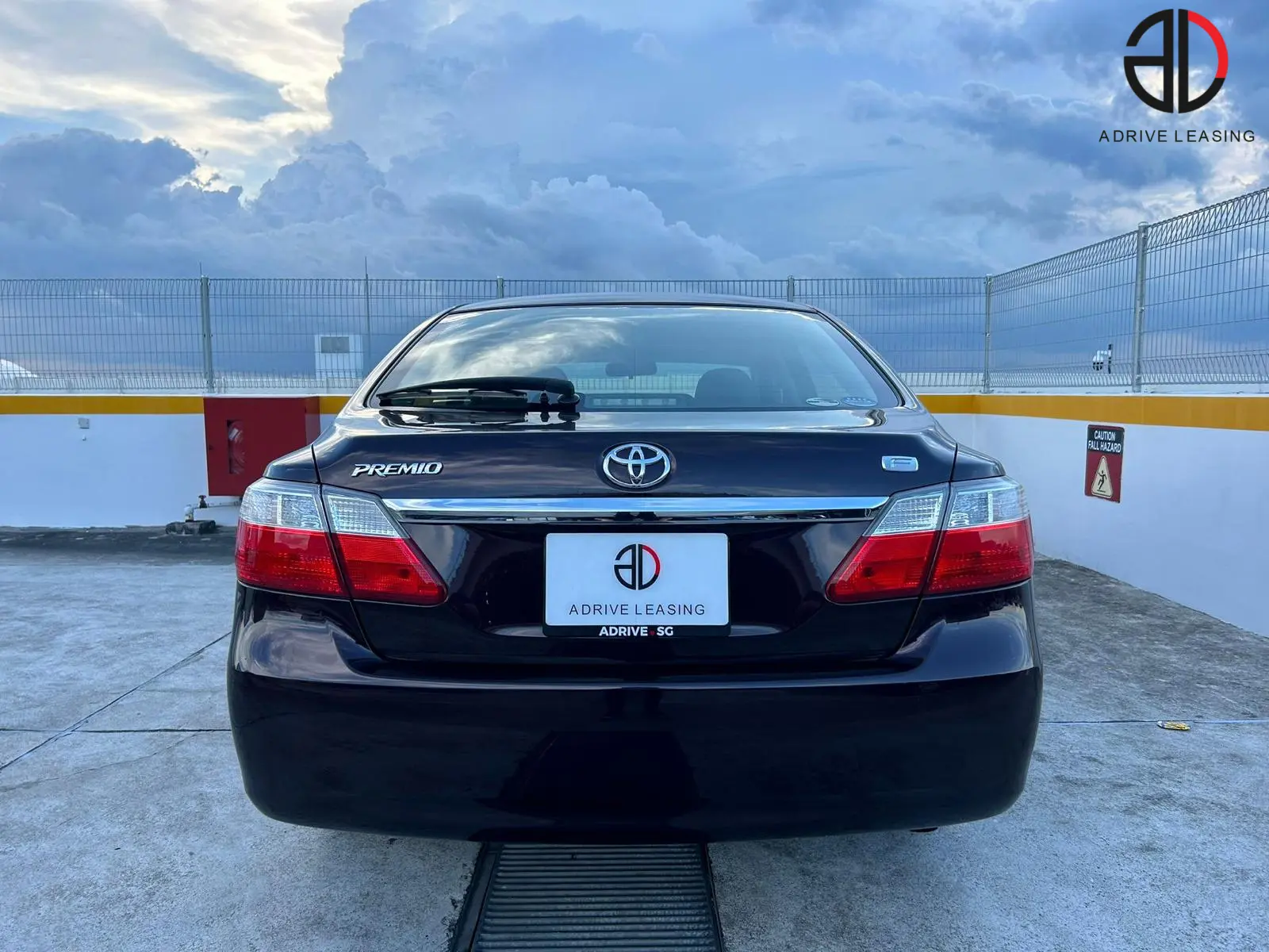 Toyota-Premio-1.5F-3