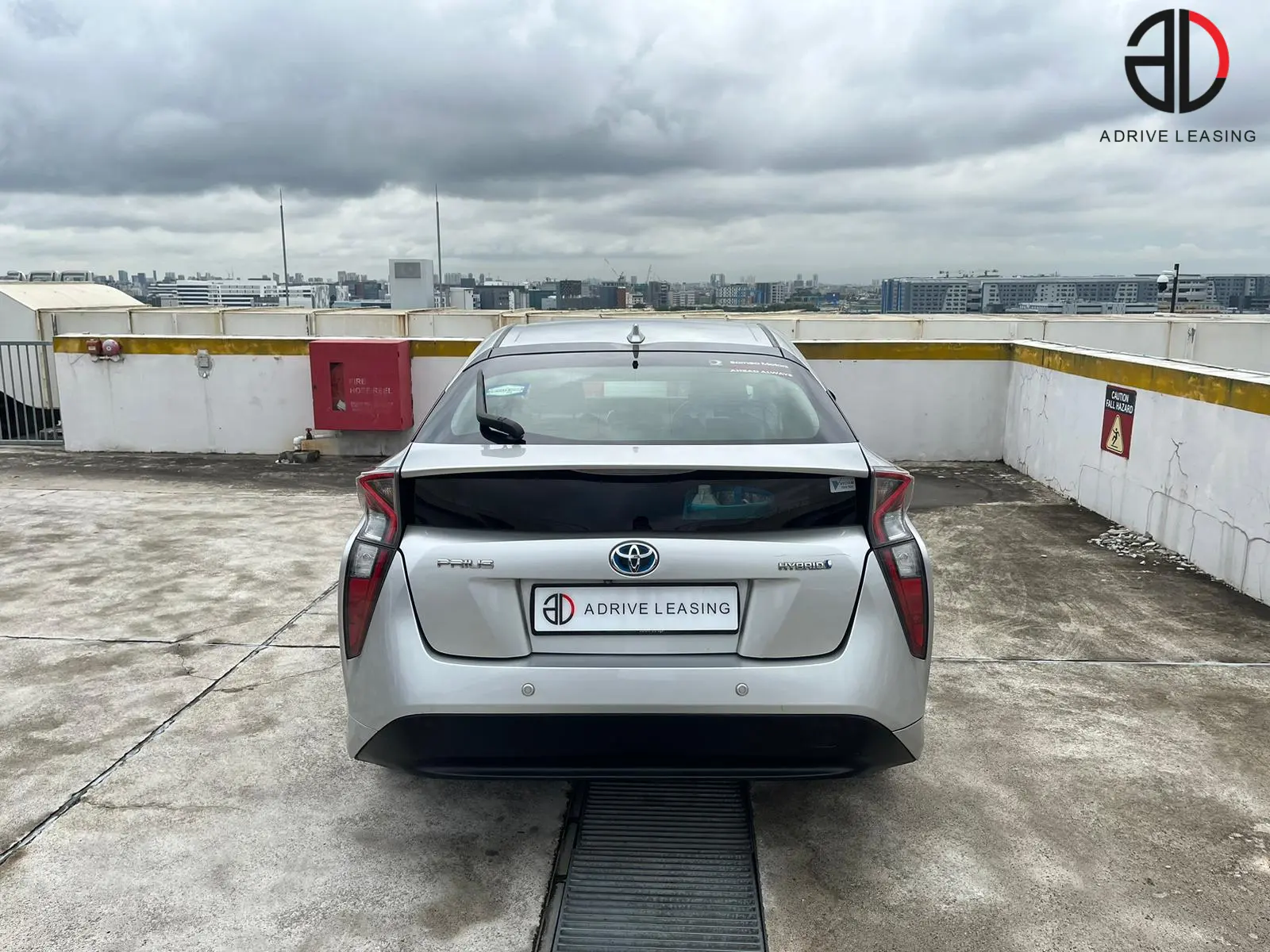 Toyota-Prius-Hybrid-1.8A-3