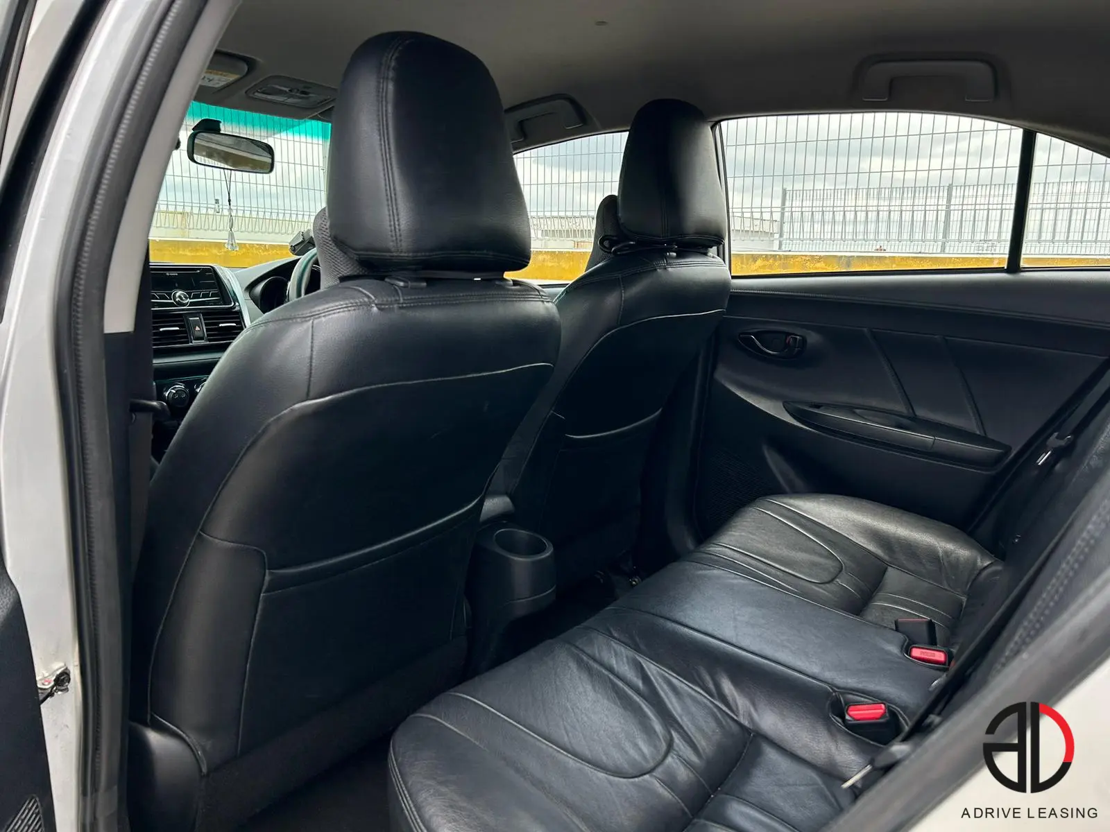 Toyota-Vios-1.5A-5